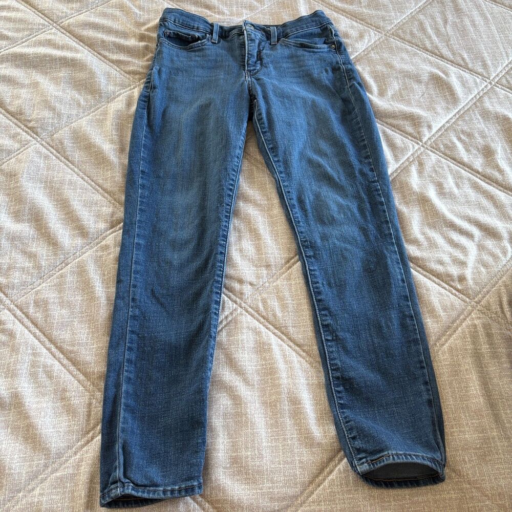 Levi's: 311 Shaping Skinny Women's Blue Denim Jeans Size 28 Medium Wash